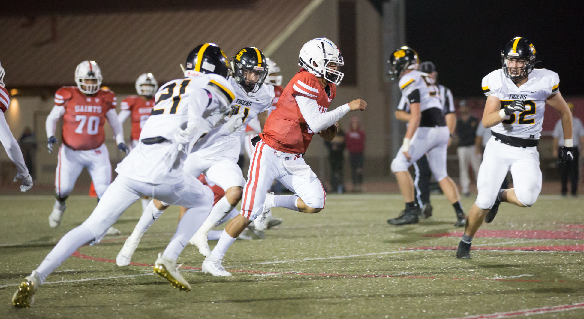 100419 SM SLO Football 15.jpg